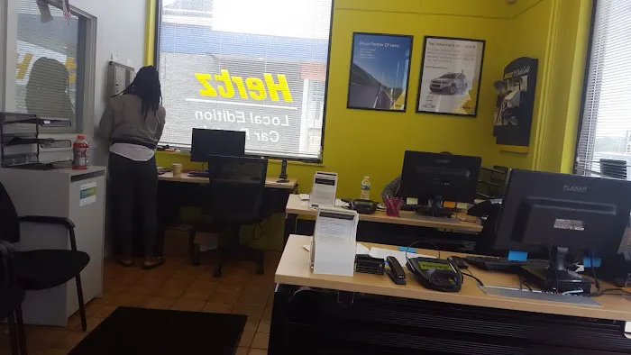Hertz Car Rental - Peabody - Andover Street Picture 6