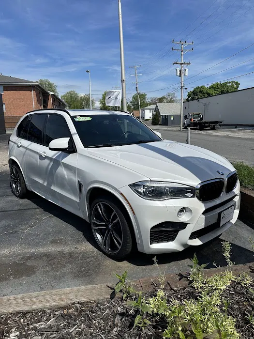 Vachon Car Rentals Picture 3