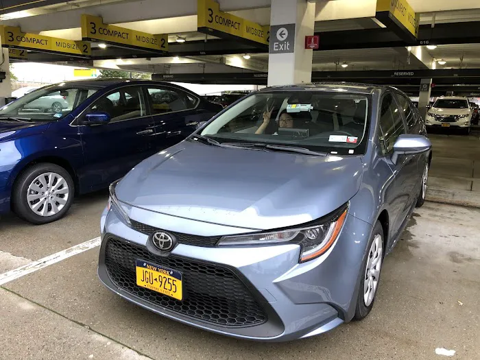Hertz Car Rental - Warwick - Rhode Island Tf Green International Airport (PVD) Picture 8