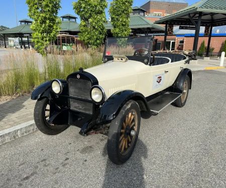 Newport Classic Car Company - Tours, Rentals & Weddings