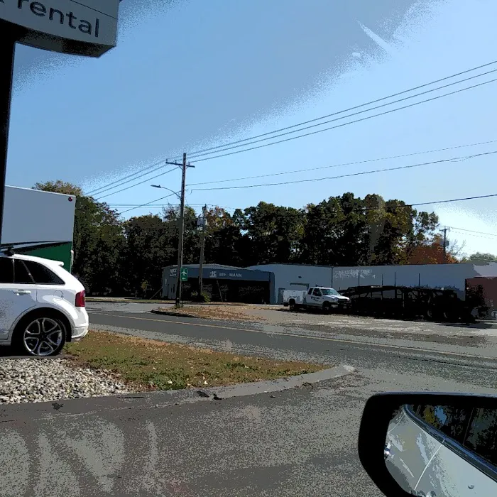 Enterprise Rent-A-Car Picture 4