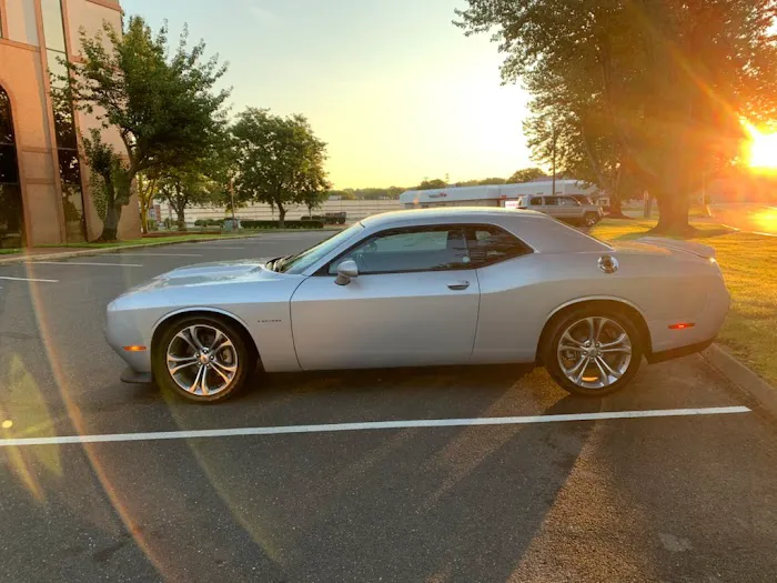 Avis Car Rental Picture 2