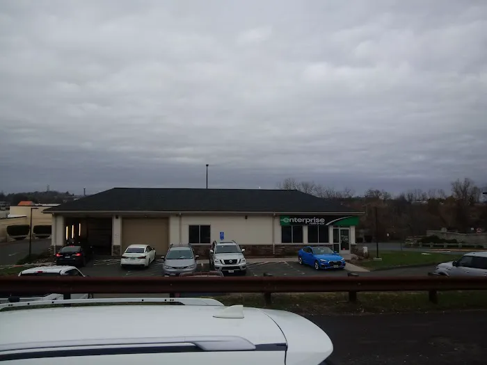 Enterprise Rent-A-Car Picture 3