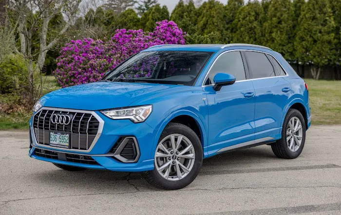 Vorenza Rental Cars - Derry, NH Picture 7