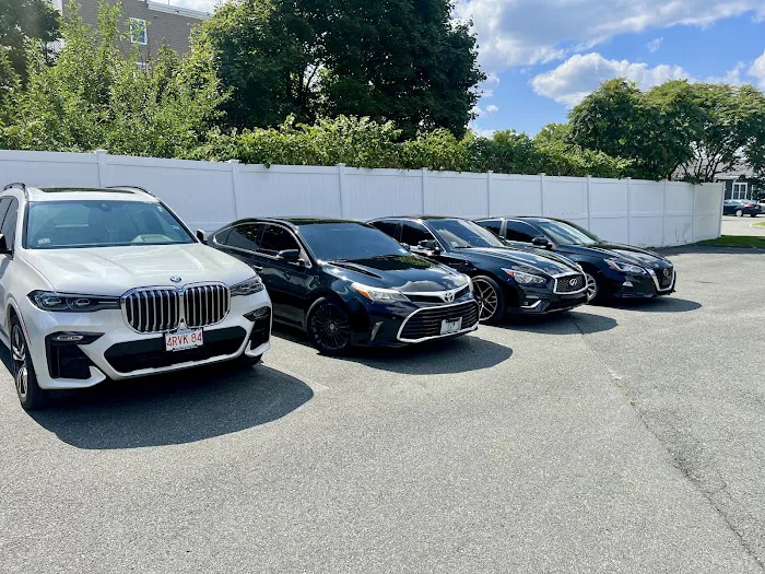 Ride To The Max Car Rental, LLC Picture 5