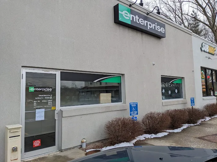 Enterprise Rent-A-Car Picture 9