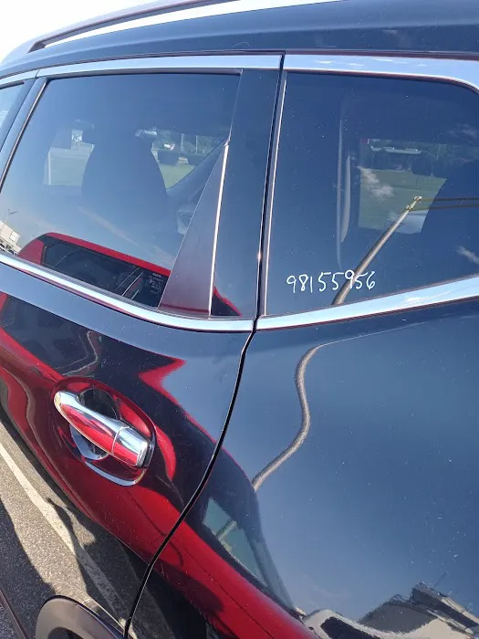 Avis Car Rental Picture 1