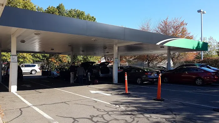 Enterprise Rent-A-Car Picture 1