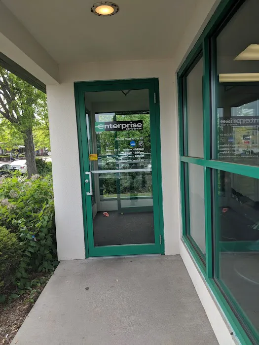 Enterprise Rent-A-Car Picture 10