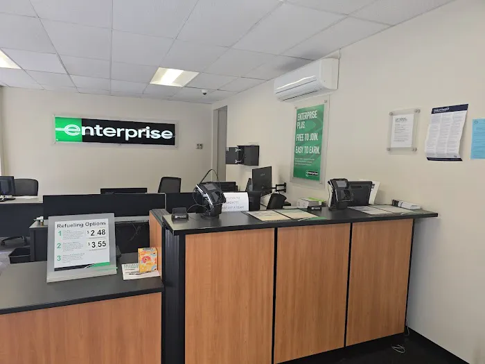 Enterprise Rent-A-Car Picture 4
