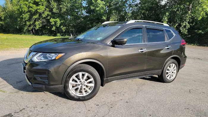 Easydrive Rent-A-Car llc Picture 5