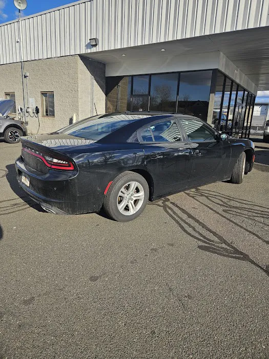 Hertz Car Rental - Wolcott - Meriden Road Picture 2