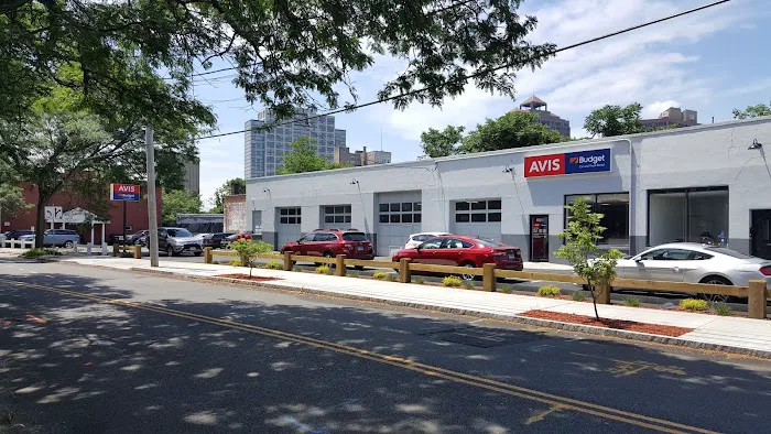 Avis Car Rental Picture 1