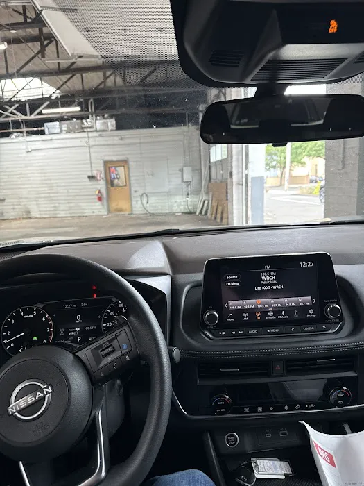 Avis Car Rental Picture 5