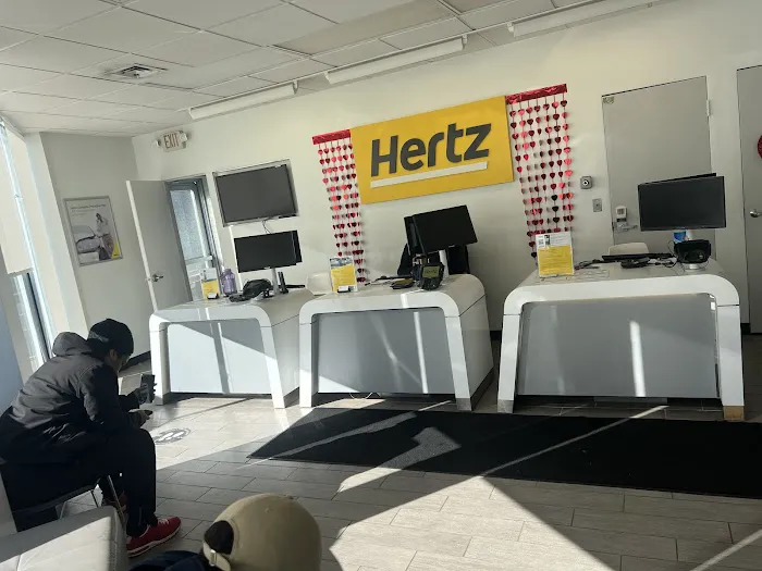 Hertz Car Rental - New Haven - George Street Picture 2