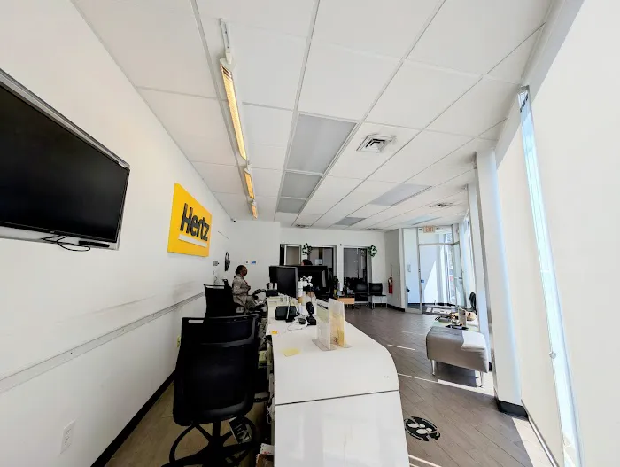 Hertz Car Rental - New Haven - George Street Picture 8