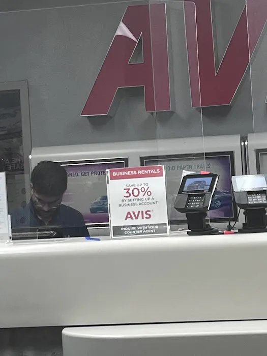 Avis Car Rental Picture 3