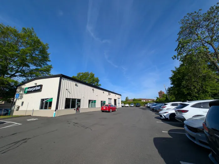 Enterprise Rent-A-Car Picture 10