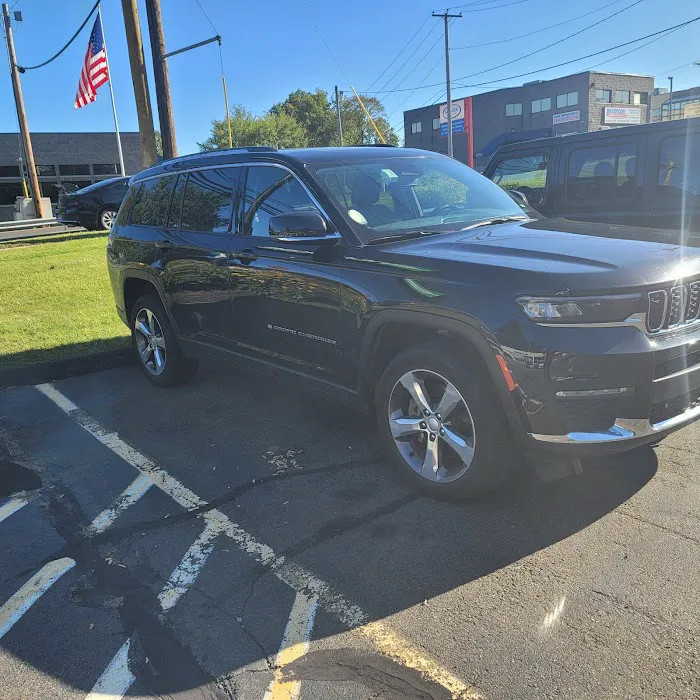 Enterprise Rent-A-Car Picture 2