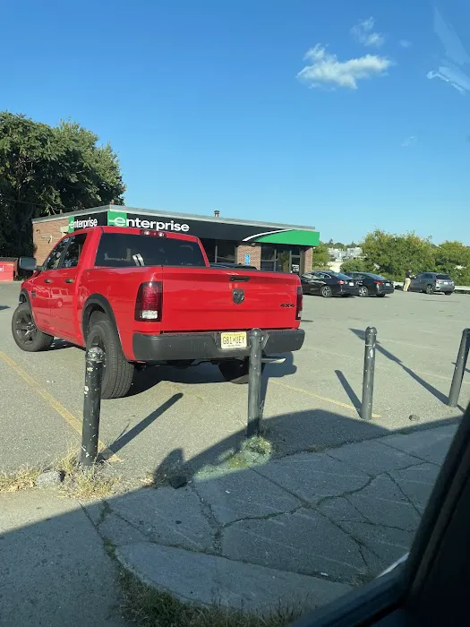 Enterprise Rent-A-Car Picture 2