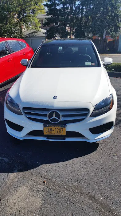 Avis Car Rental Picture 2