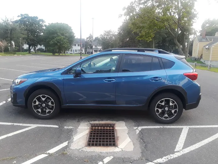 Avis Car Rental Picture 1