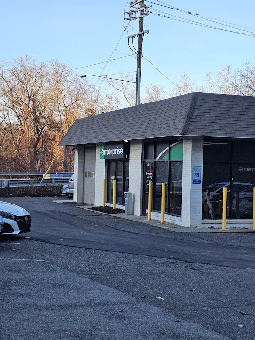 Enterprise Rent-A-Car Picture 3