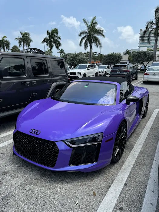 G.M. Luxe - Car Rental - Brickell Location Picture 2