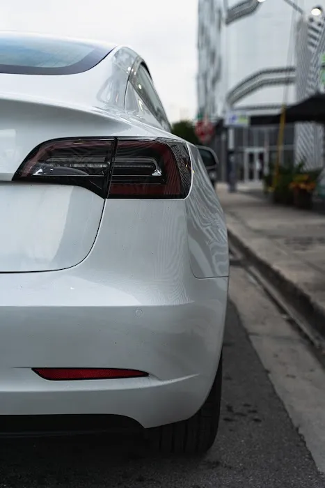 Tesla Rental - Centaur Picture 5