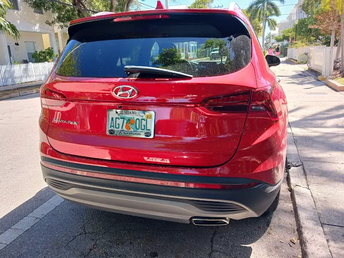 SD Madison Rent a Car Miami Picture 7