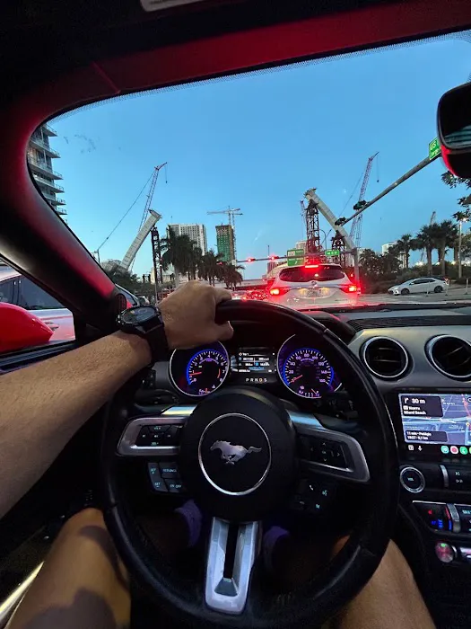 Miami Convertibles Car Rental Downtown / Port of Miami Picture 8