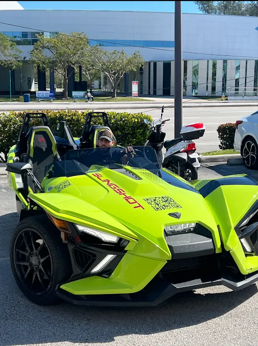 Slingshot Rental Miami Picture 8