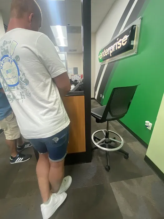 Enterprise Rent-A-Car Picture 8