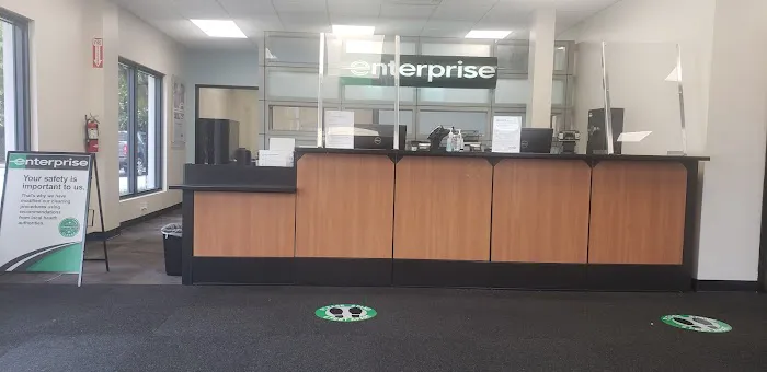 Enterprise Rent-A-Car Picture 4