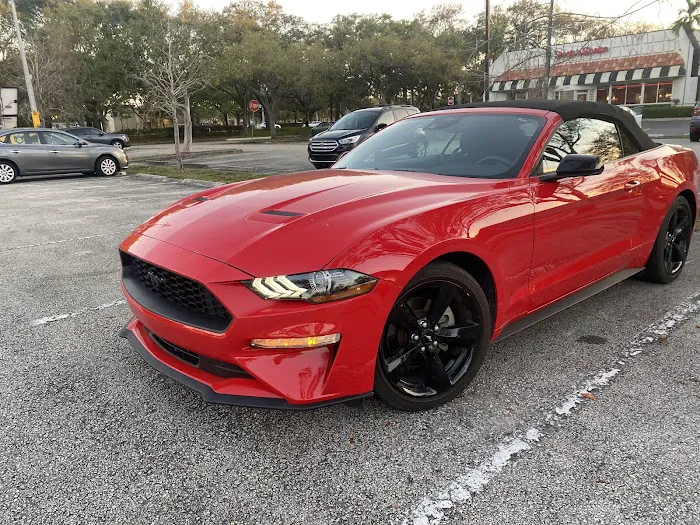 Miami Xperience - Car & Yacht Rental Picture 5