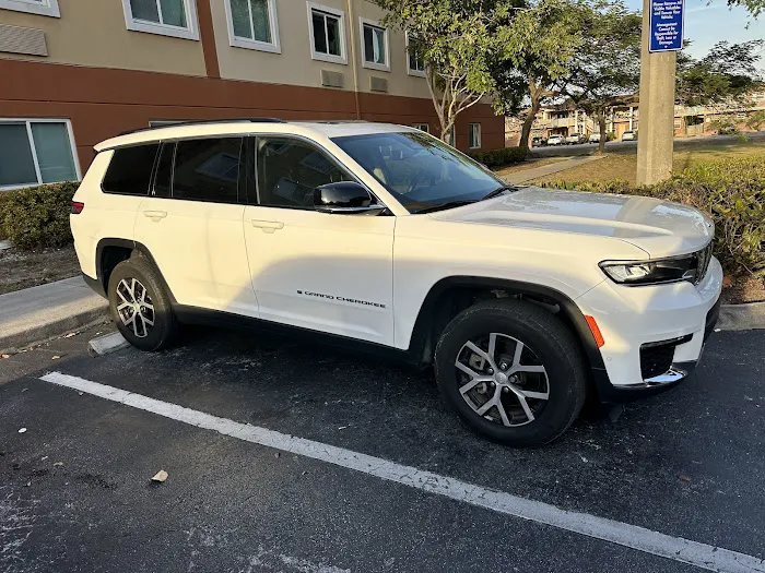 Capital Rent a Car Picture 8