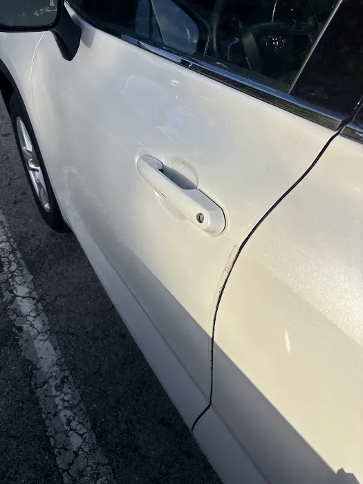 Economy Rent a Car Picture 10