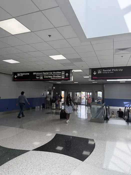 America Car Rental Picture 10