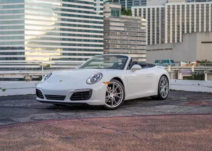 Miami Exotic Car Rental Picture 2