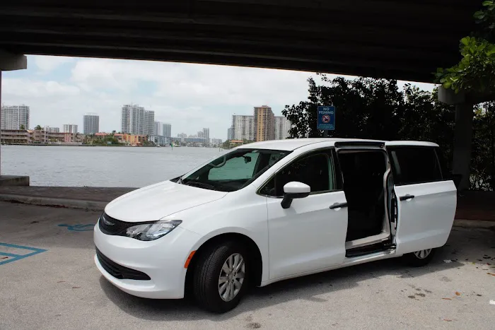 iRent Car Rental - Miami Int'l Airport Picture 4