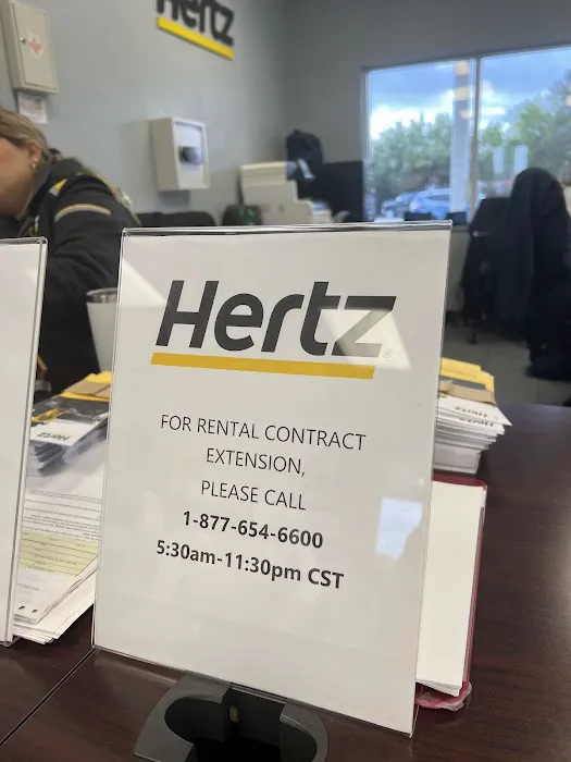Hertz- Lyft Express Drive Picture 7