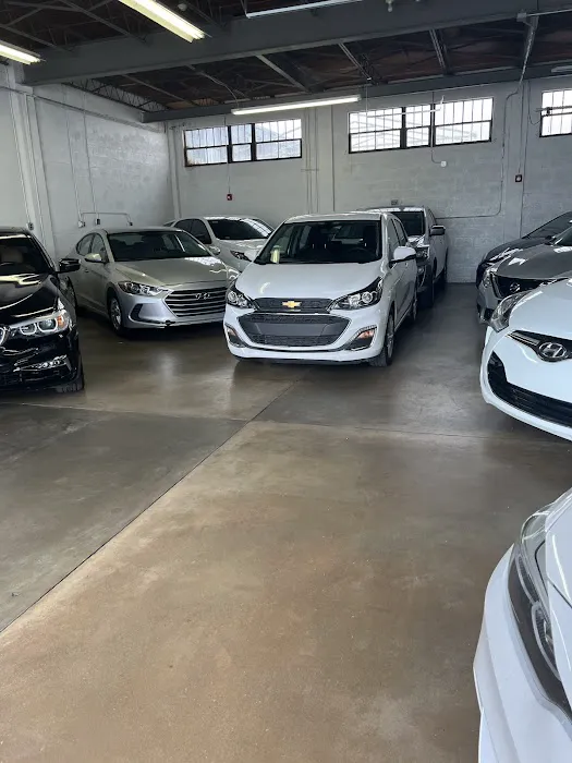 Todo Auto Rental Picture 9