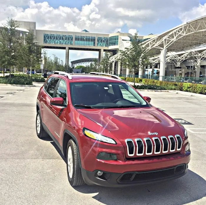 Clubs Car Rental Picture 9