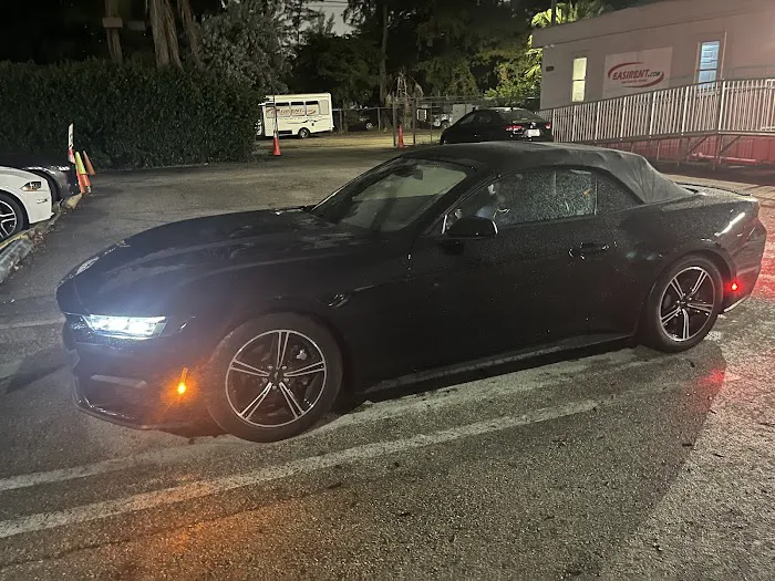 Easirent Car Rental Miami International Airport (MIA) Picture 9