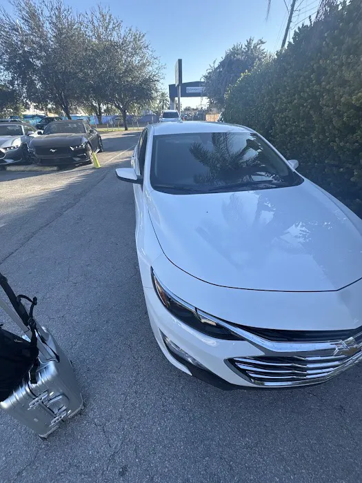 Easirent Car Rental Miami International Airport (MIA) Picture 7