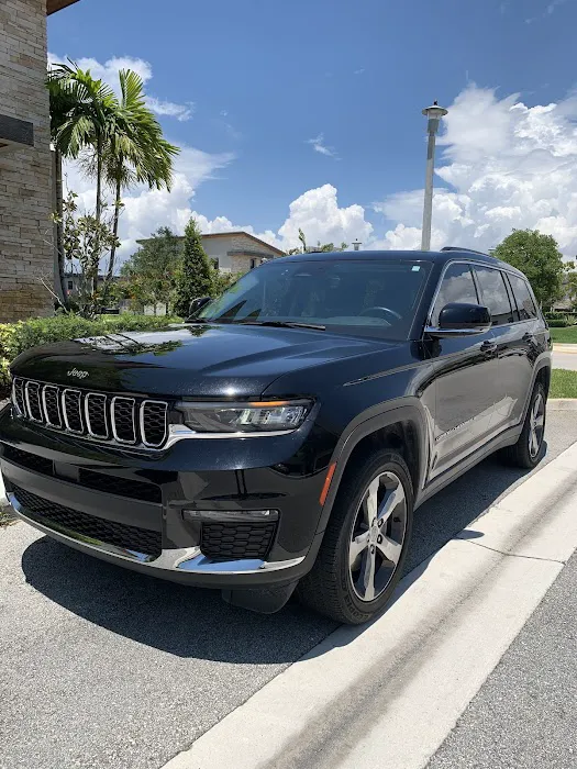 Flexmiles Rent a Car Picture 1