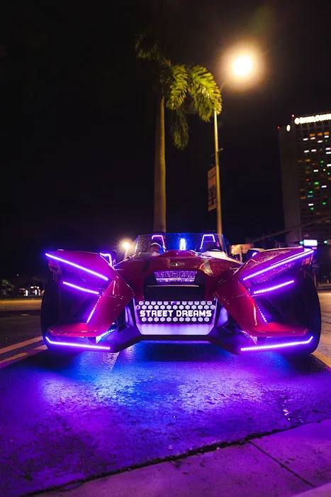 Street Dream Slingshot Rentals Picture 2