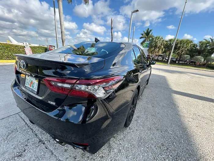 Rent Smart Car Rental | Alquiler de autos Miami Picture 7