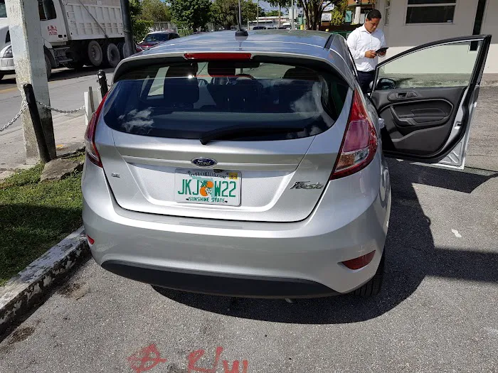 Enterprise Rent-A-Car Picture 8