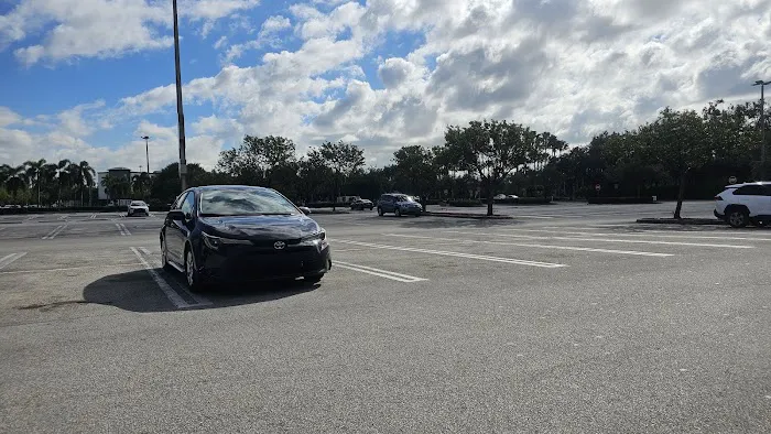 America Car Rental Picture 7